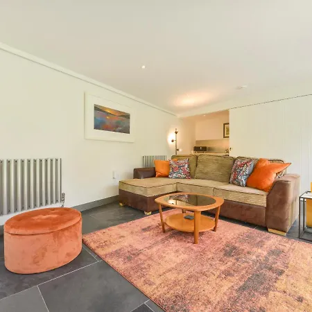 3 Newhall Holiday home *